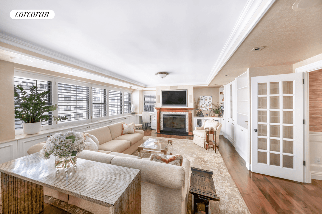 Welcome to Residence 14KLM at 233 East 69th Street, a beautifully combined and thoughtfully renovated home located on a charming, tree lined block in the heart of the Upper East ...