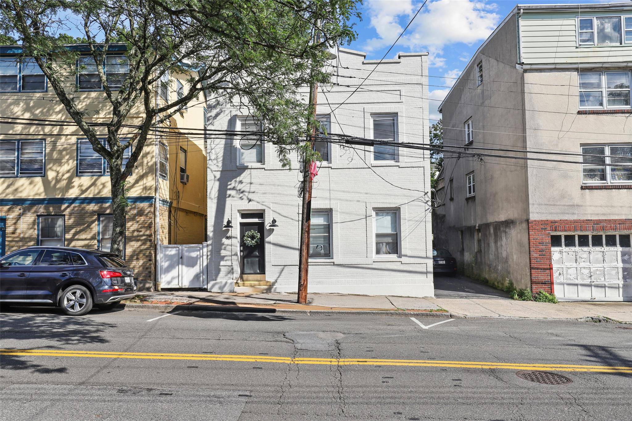 Attention investors and homebuyers don t miss this extraordinary find !