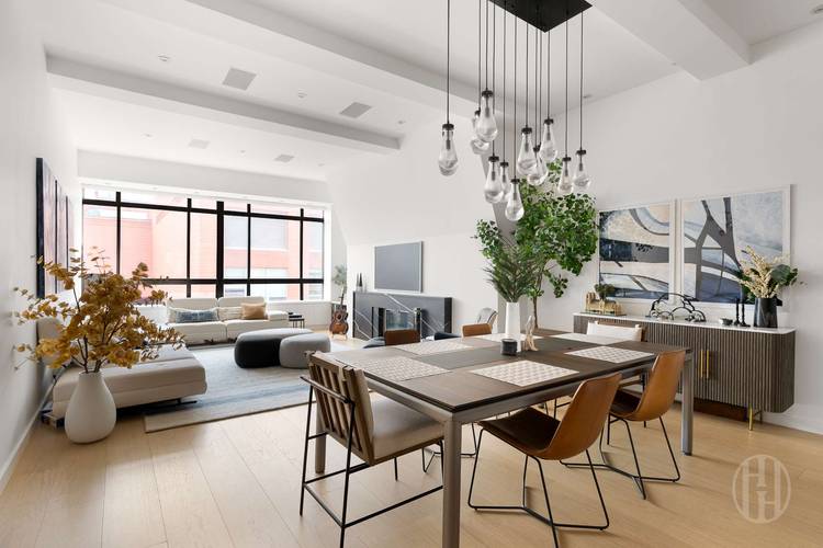 Offered fully furnished ONLY sorry, building does not allow pets for tenants.