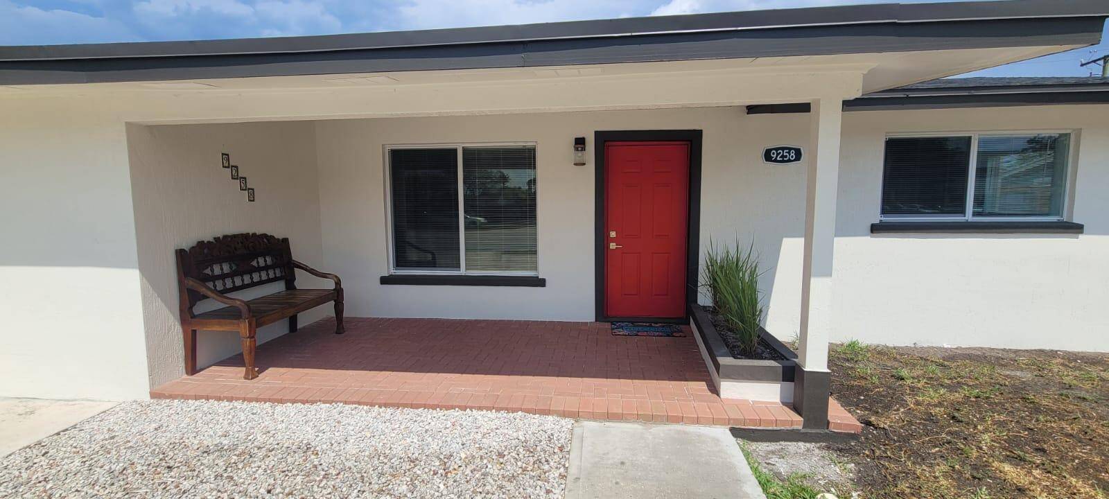 CASH, CONVENTIONAL VA AND FHA OFFERS WELCOME !