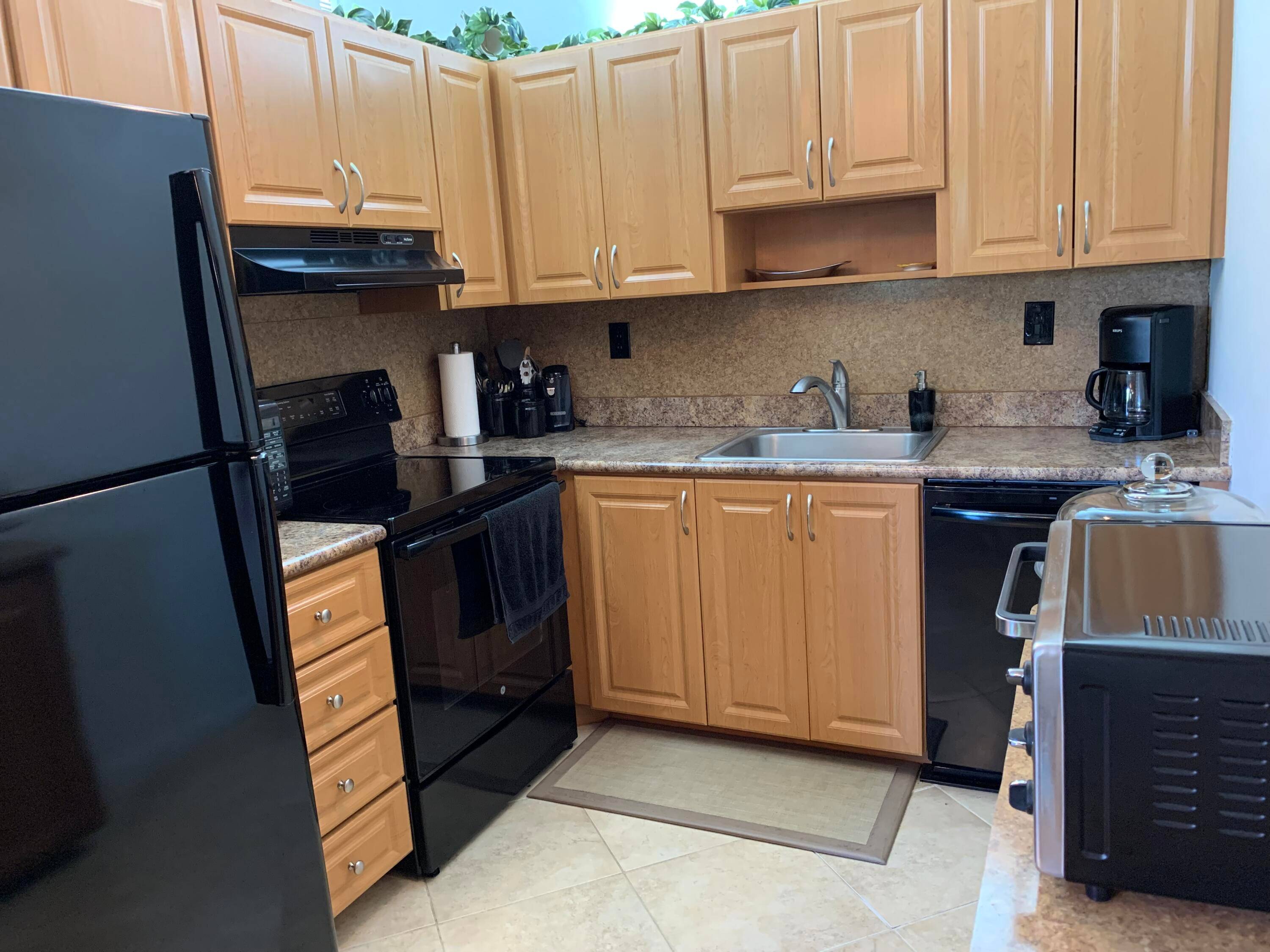 Move into the fabulous Kings Point Golf and Country Club, where NO MEMBERSHIP equity is required, and enjoy all the exceptional amenities it has to offer !