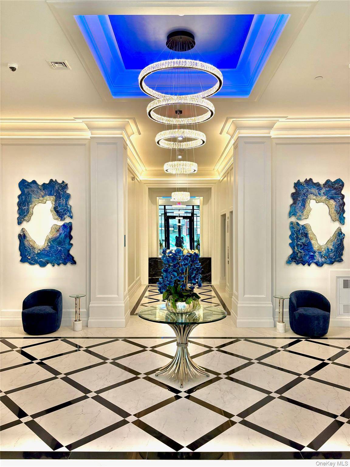 Introducing Mineola's Newest Luxury Rental Apartment Building.