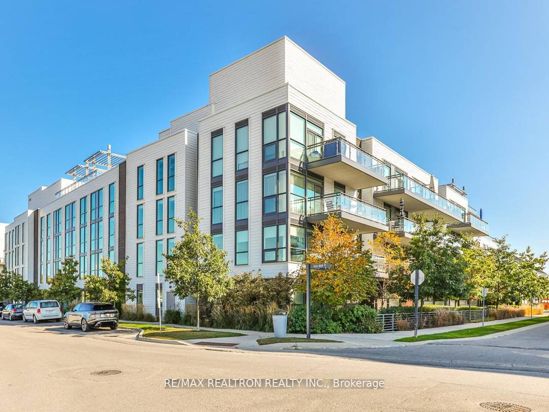 Fully furnished and equipped one bedroom condo with terrace level yard.