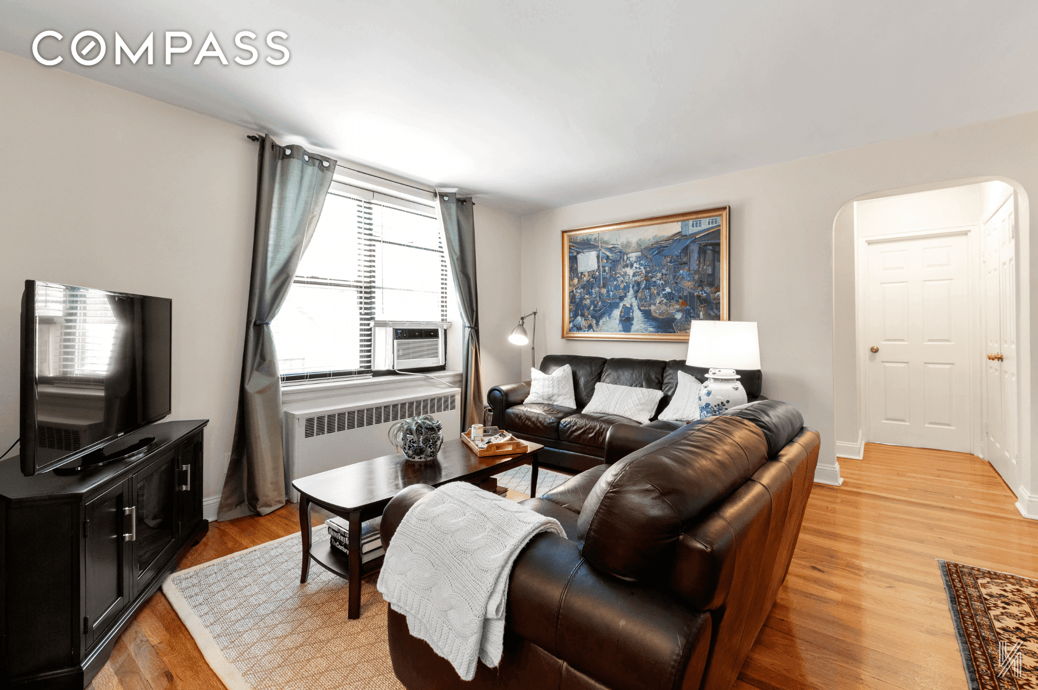 Move right into this beautifully remodeled one bedroom one bathroom Condo in coveted Astoria Heights.