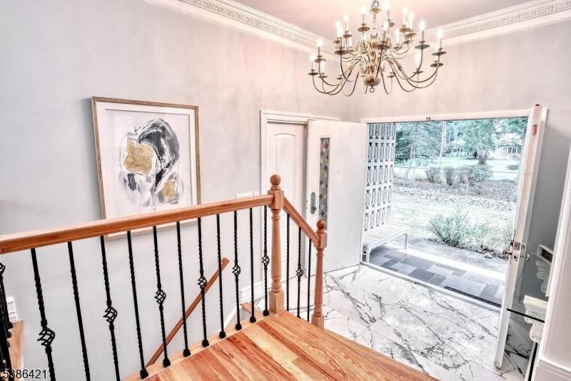 Welcome to this stunning 4 bedroom, 3.