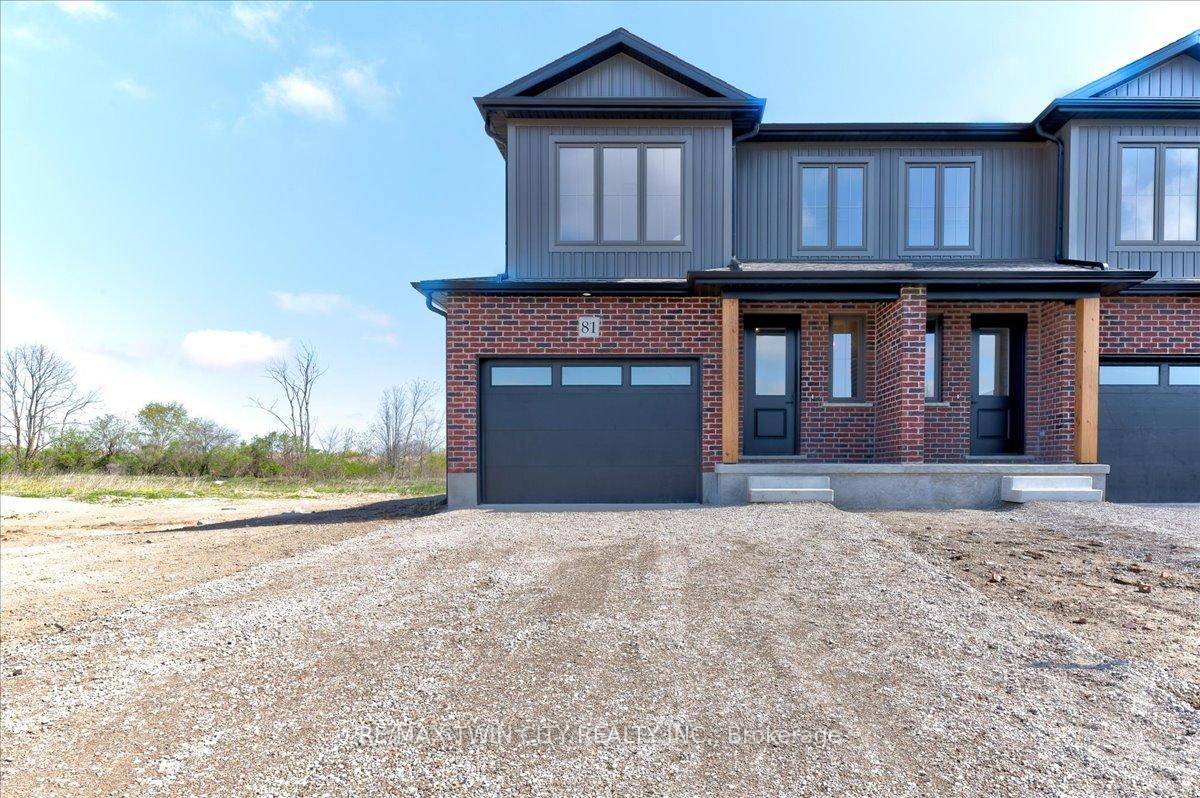 Exceptional Value on Premium Lot !
