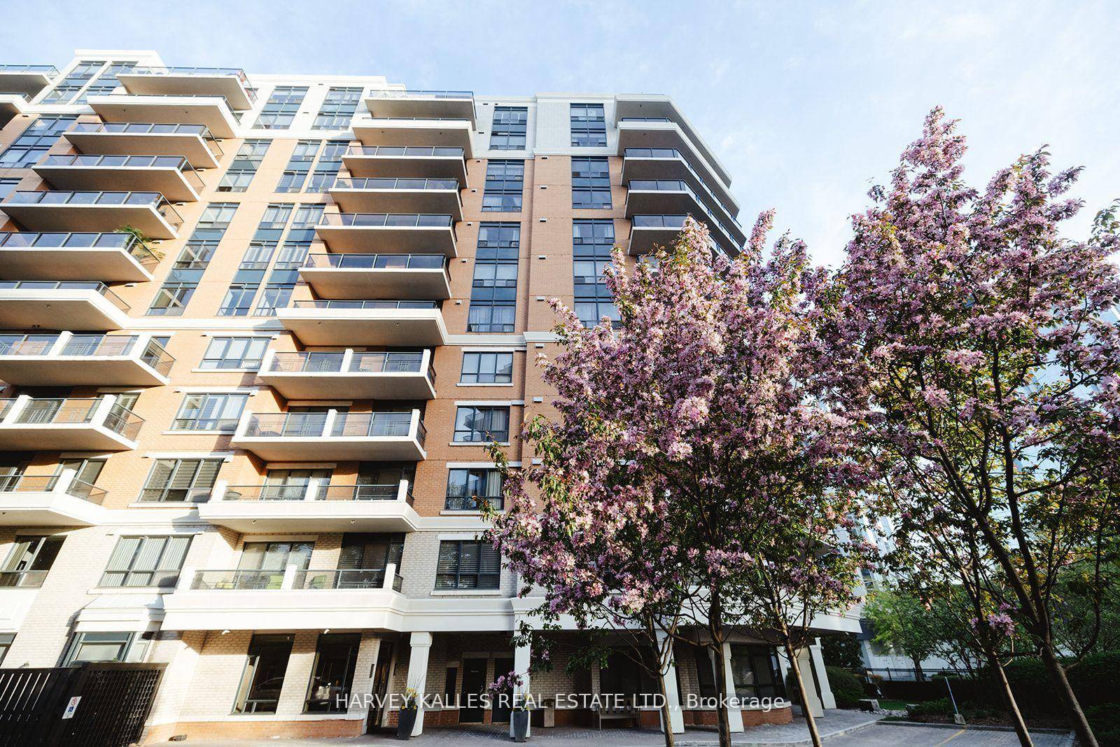 Experience the perfect blend of style and space in this beautifully updated and truly rare 1 bedroom, 1 bathroom suite an absolute gem in today's market boasting a generous 750 ...