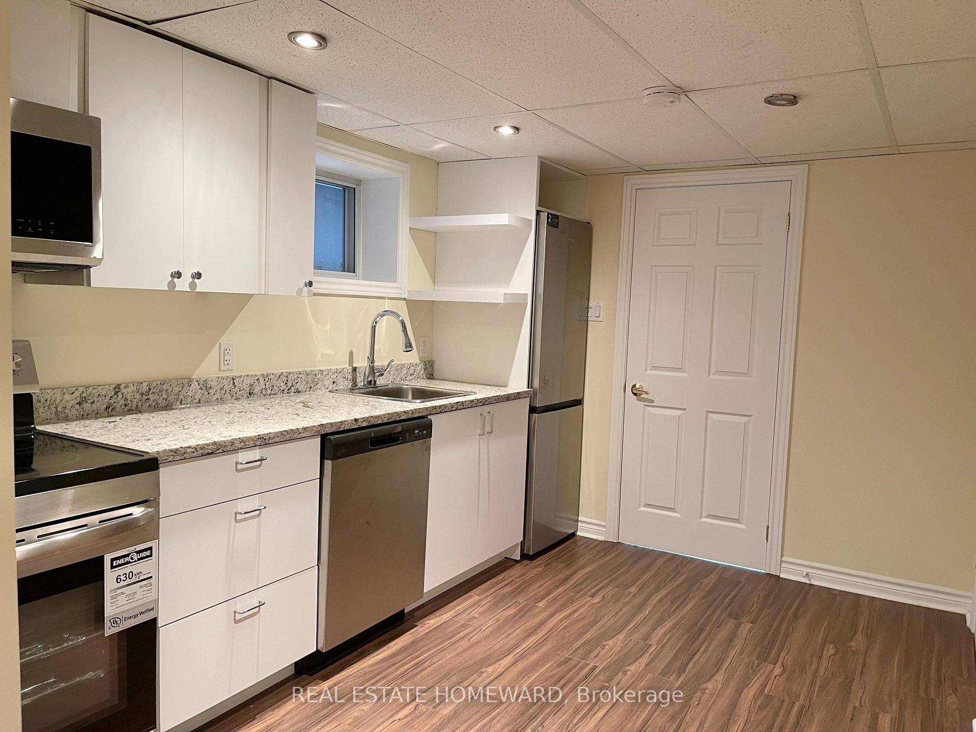 Live in vibrant Leslieville in this stylishly updated 1 bedroom basement unit, perfect for professionals or couples looking for comfort and convenience.