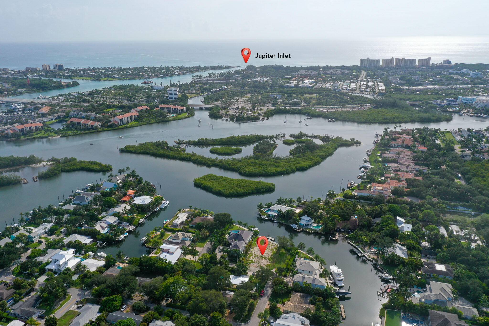 RARE ! ! Deep water, protected, large boat dockage !
