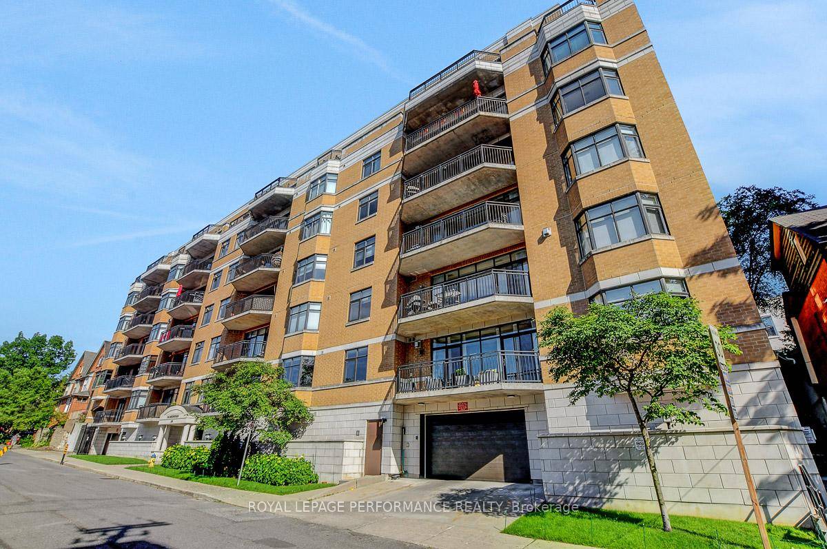 Penthouse Luxury in the Heart of Downtown Ottawa.