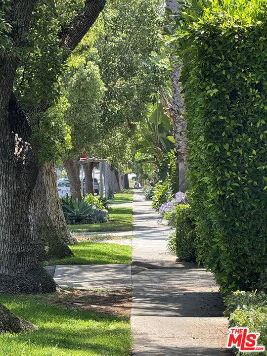 1951   Pelham Ave 2BR La