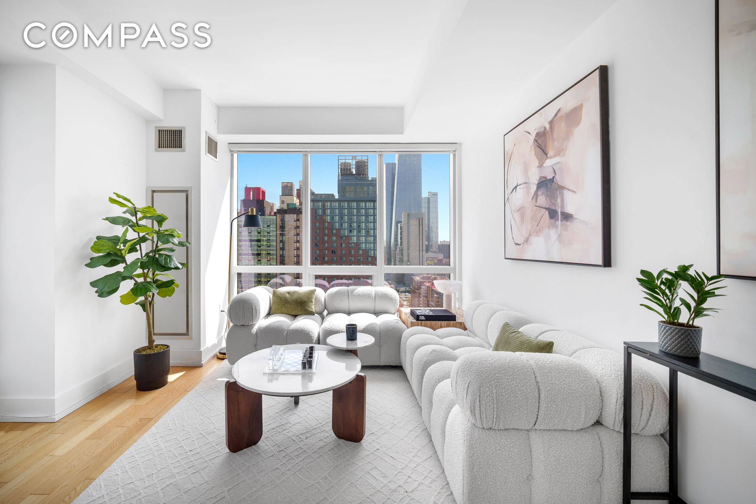 This stunning 1 bedroom, 1 bathroom residence at The Orion captures sweeping southern and western views from the Hudson River and Hudson Yards to Manhattan s most iconic landmarks, including ...