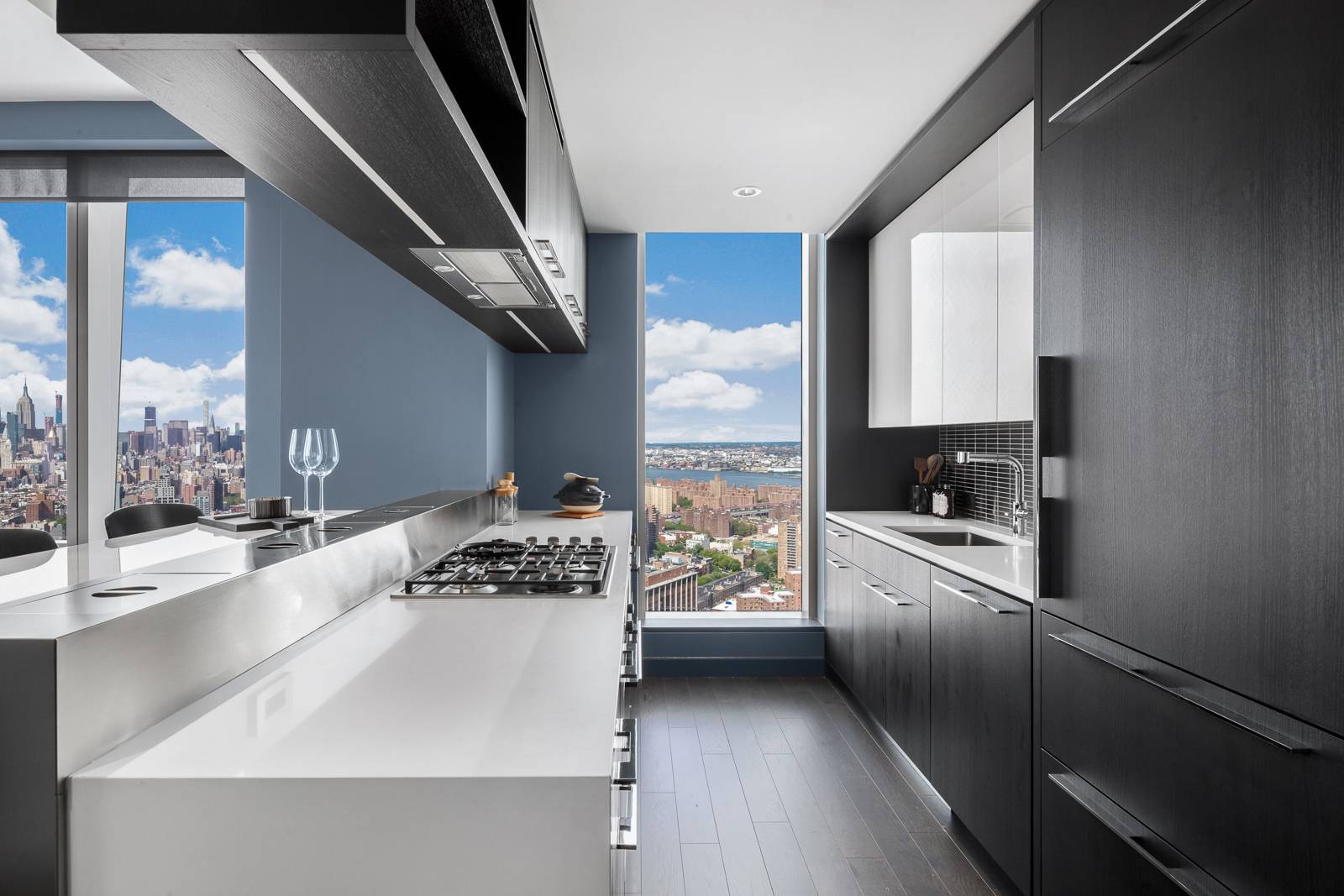 ONE MANHATTAN SQUARE OFFERS ONE OF THE LAST 20 YEAR TAX ABATEMENTS AVAILABLE IN NEW YORK CITY Residence 27L is a 1, 123 square foot two bedroom, two bathroom with ...