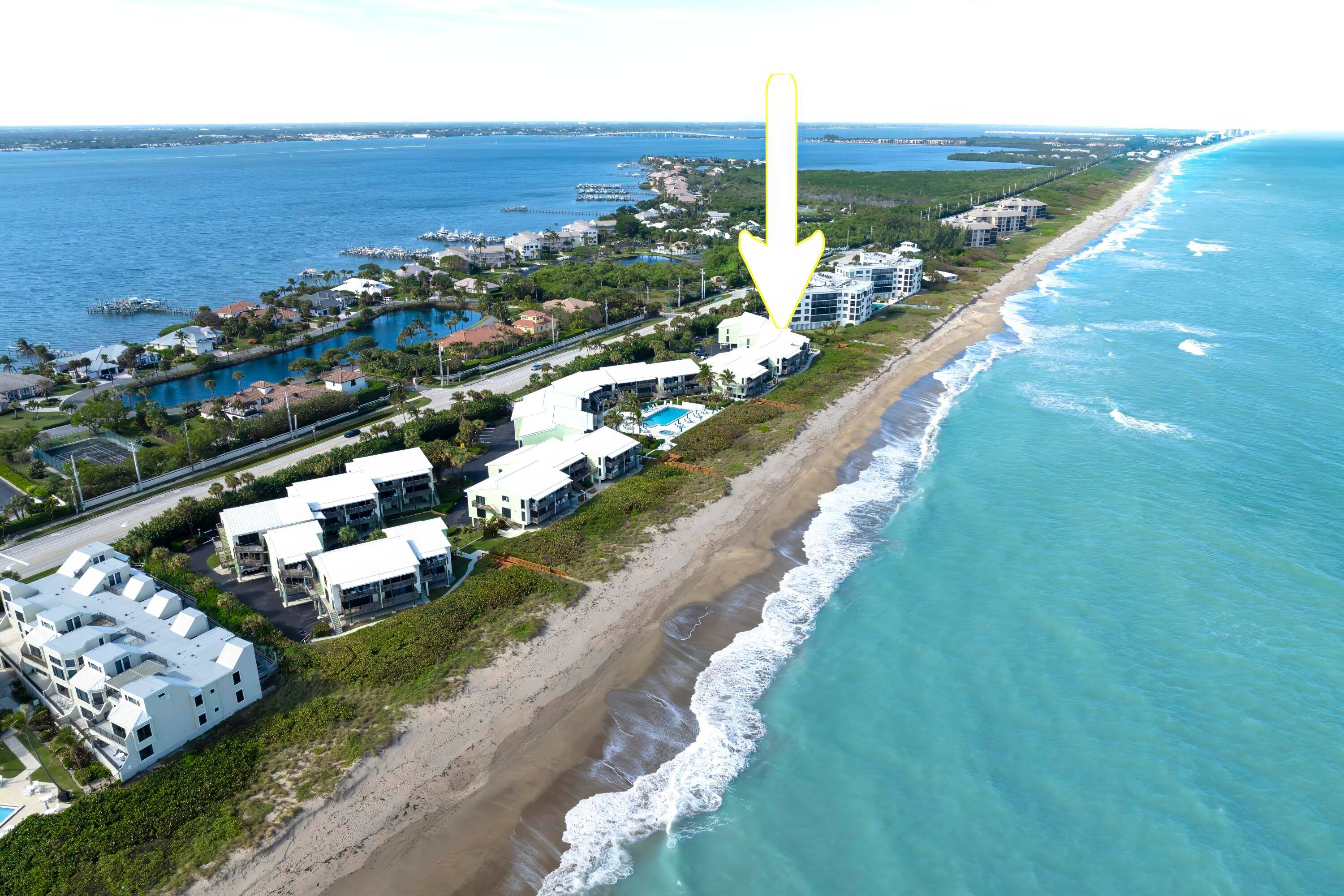 Welcome To Beachwood Villas in beautiful South Hutchinson Island.