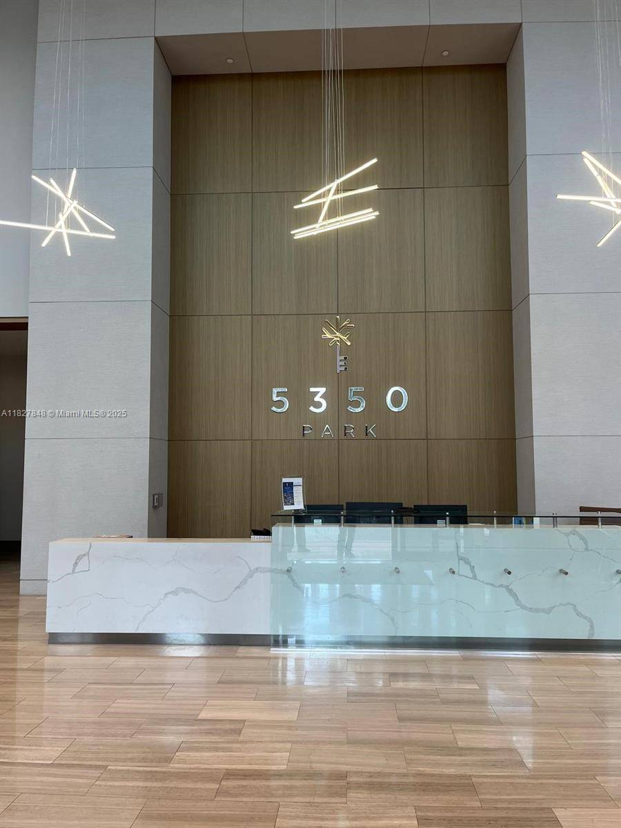 Condo at 5350 Downtown Doral 1 bed, 1 bath with spectacular views.