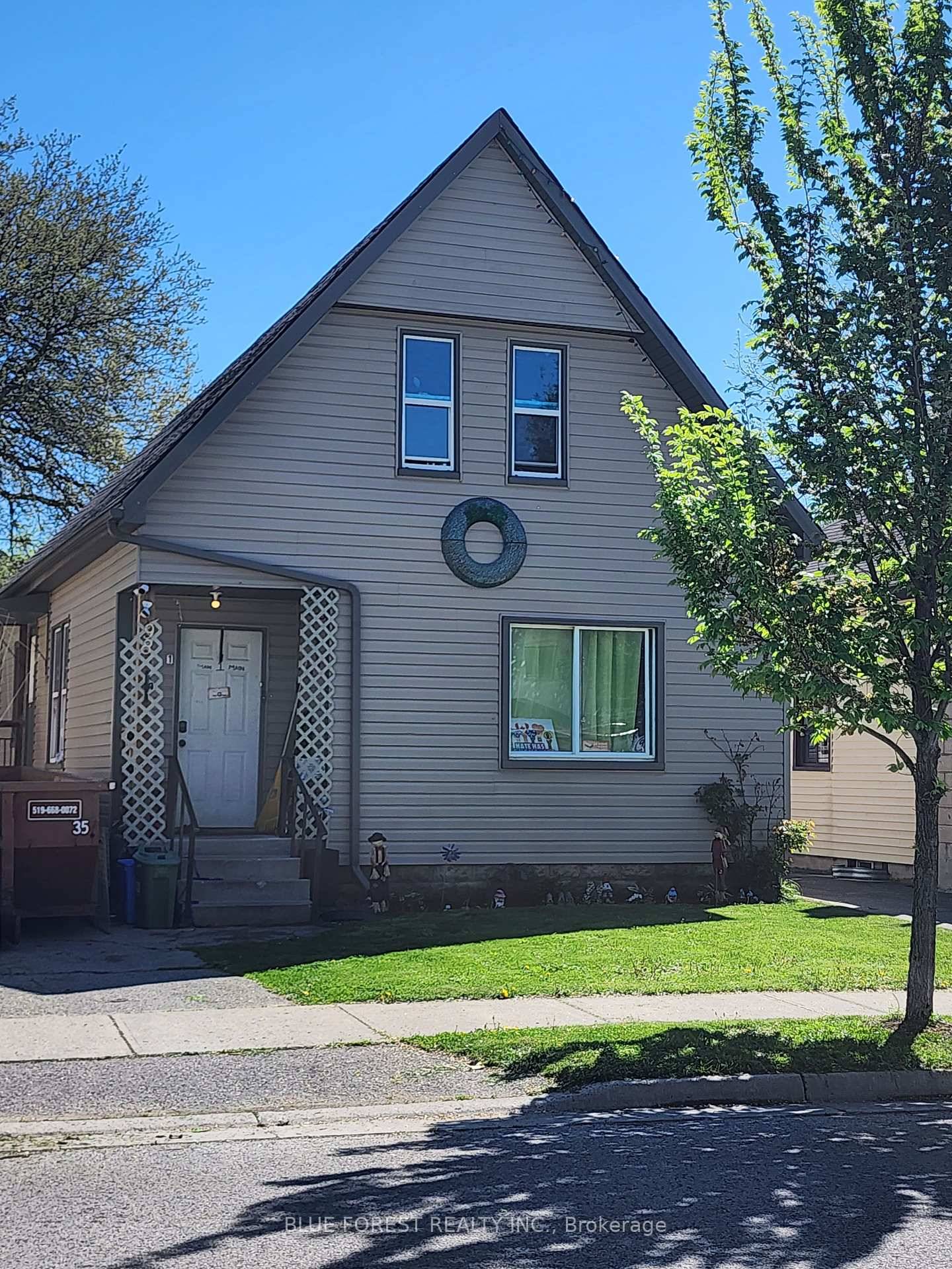 Currently used as a Triplex and located on a quiet street in East London close to public transit route, Tim Horton's, green space and both Elementary amp ; Secondary schools.