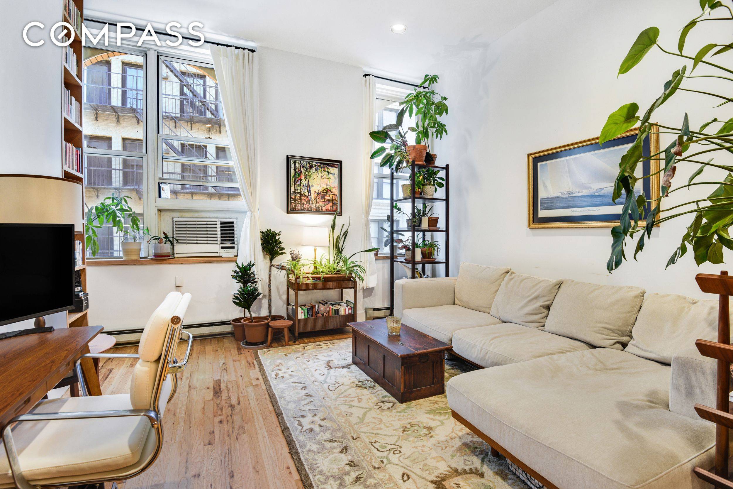 XL STUDIO LOFT FOR SALE !