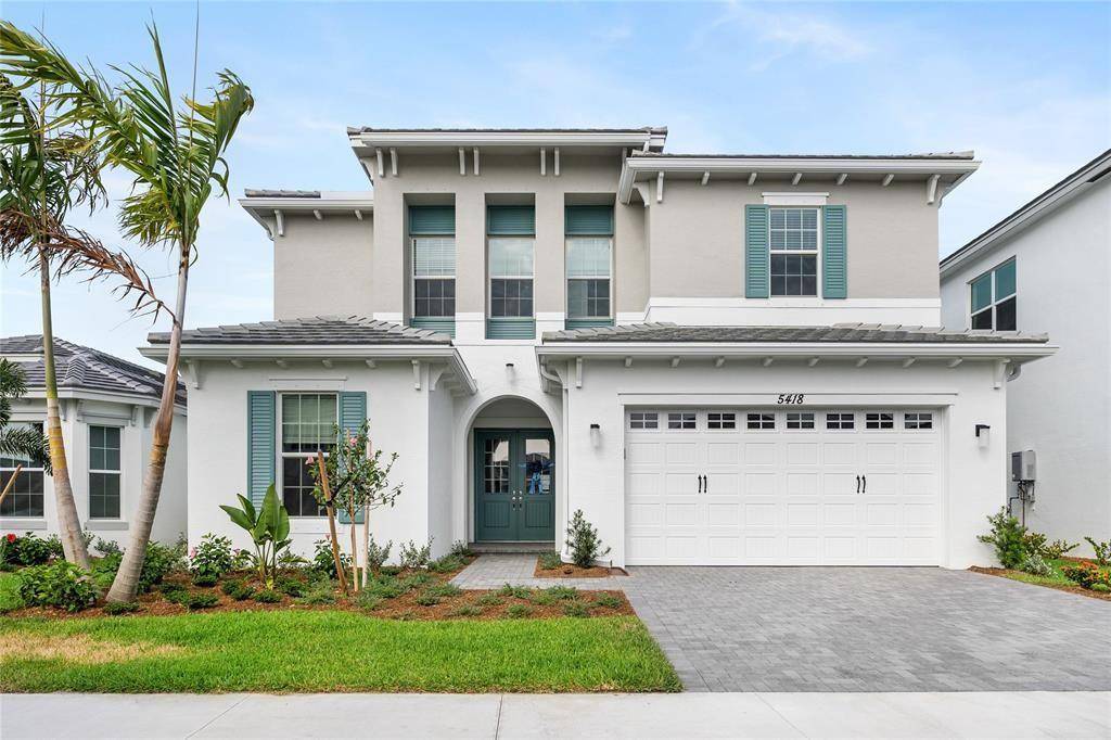MOVE IN READY ! VACANT. HOA REQUIRE MINIMUM CREDIT SCORE 675.