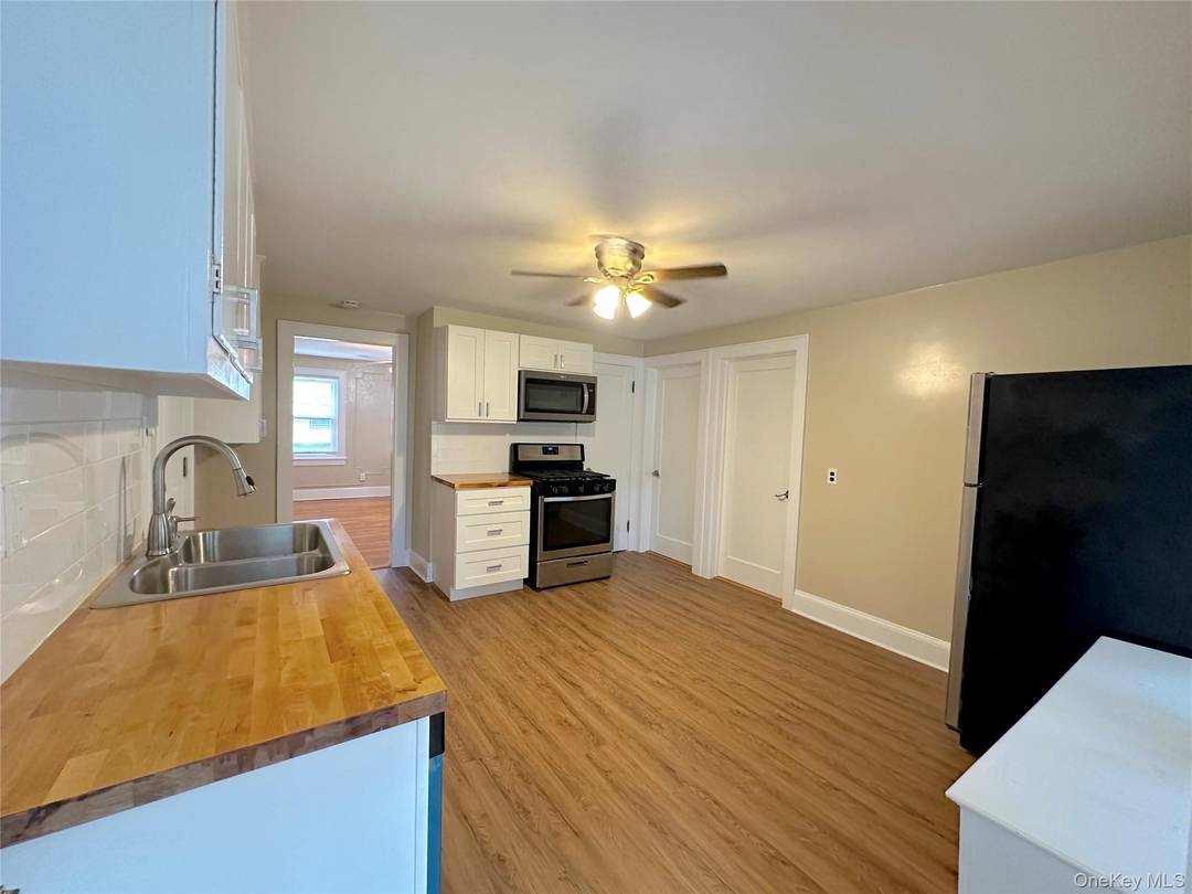 Welcome to this newly remodeled 3 bedroom apartment in the heart of Dobbs Ferry, New York.