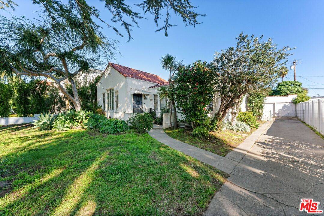 739   18th St 2BR Santa Monica La