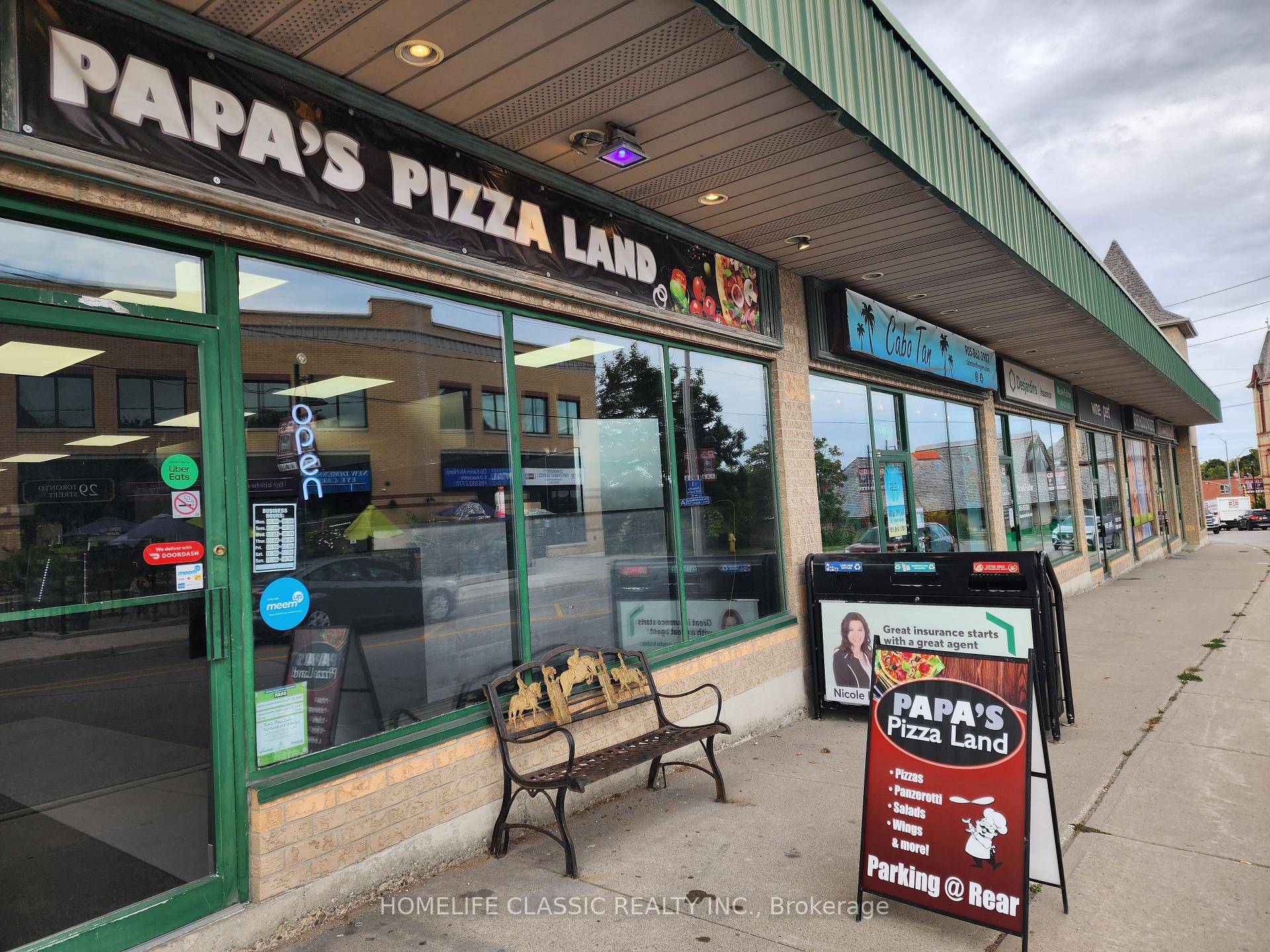 Established profitable pizza shop in Uxbridge.