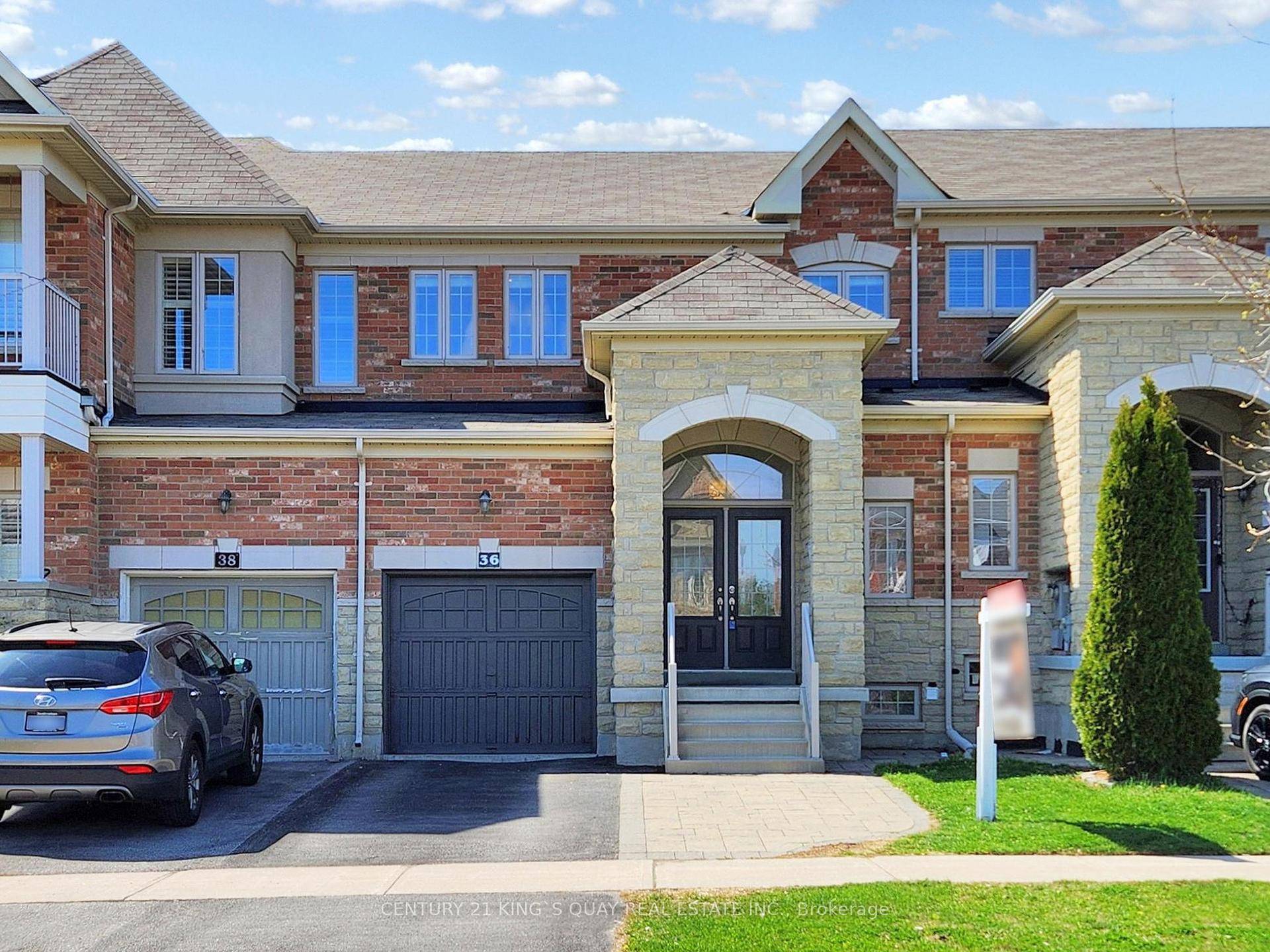 2 Storey Freehold Townhouse in Markham.