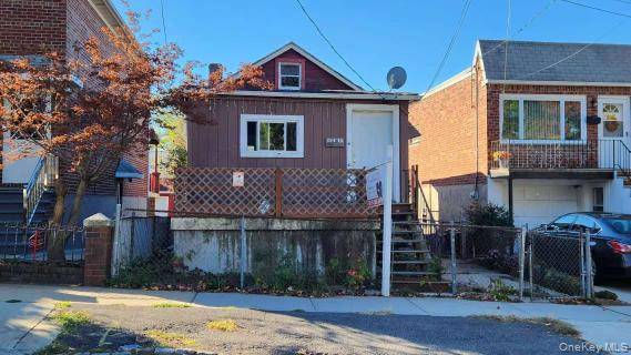 Rarely found Handyman Special in a nice and quiet block of CP North ; Ideal for owner occupant and flipper ; 2500 sf on a lot Zoned R3 A ; ...