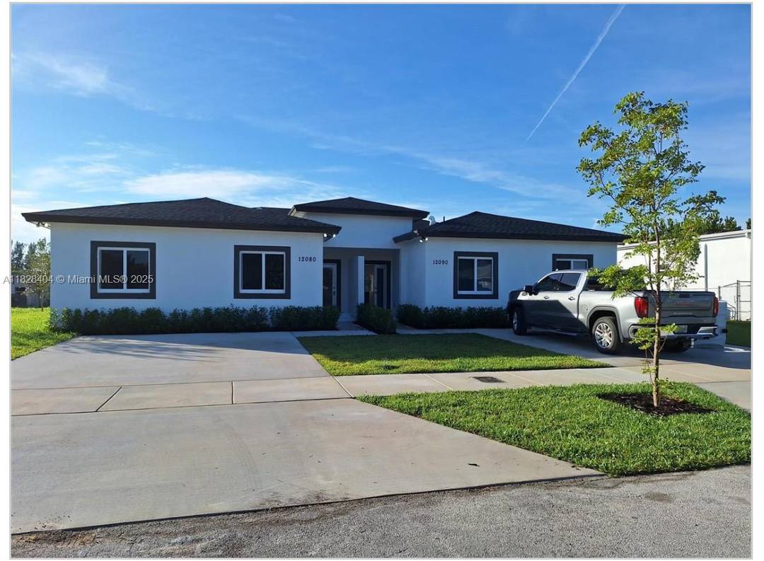 Newer construction built in 2023 !