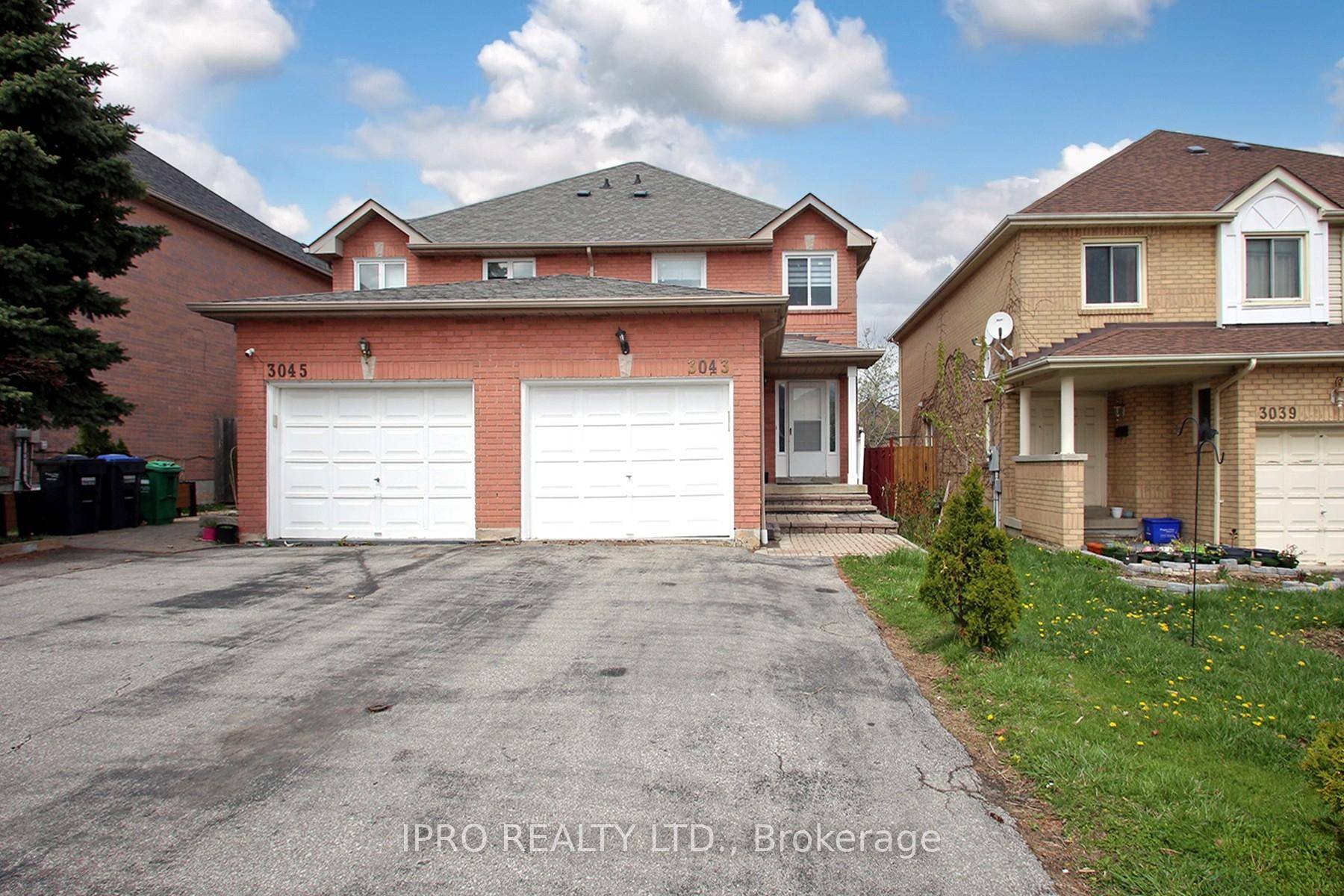 Discover this beautifully maintained 3 1 bedroom semi detached home in the highly sought after Meadowvale neighborhood, ideally located just minutes from Highway 401 and close to all major amenities ...