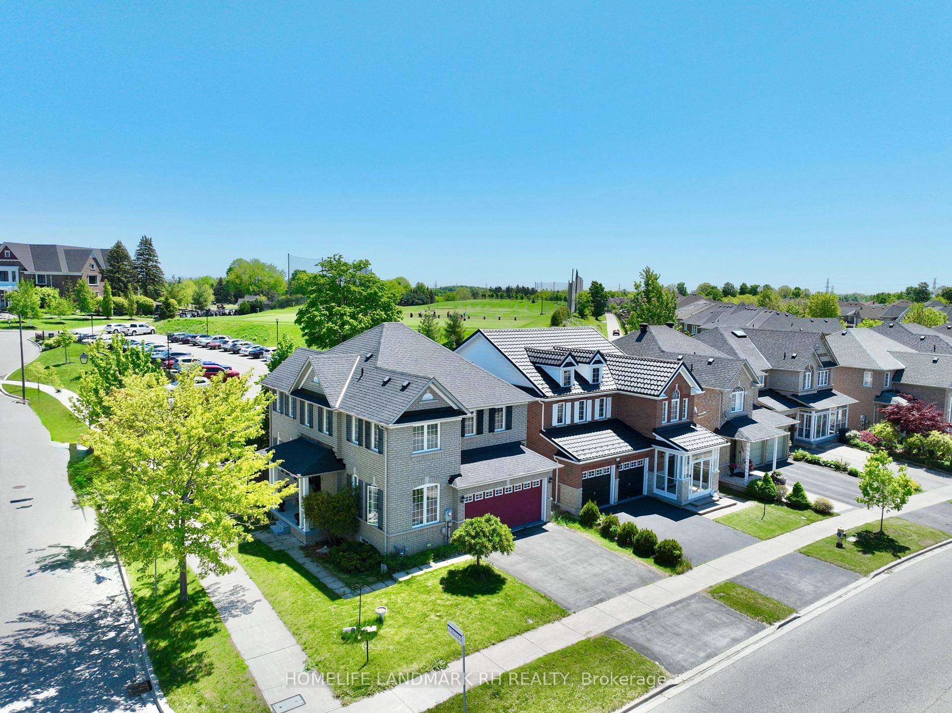 Backing onto Cedar Brae Golf Club, Bright amp ; Spacious Double Car Detached Home on Premium Corner Lot w Lots of Windows.