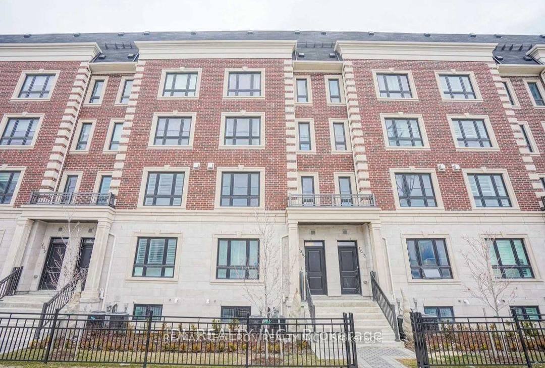 A luxurious townhouse located in the heart of Downtown Markham.