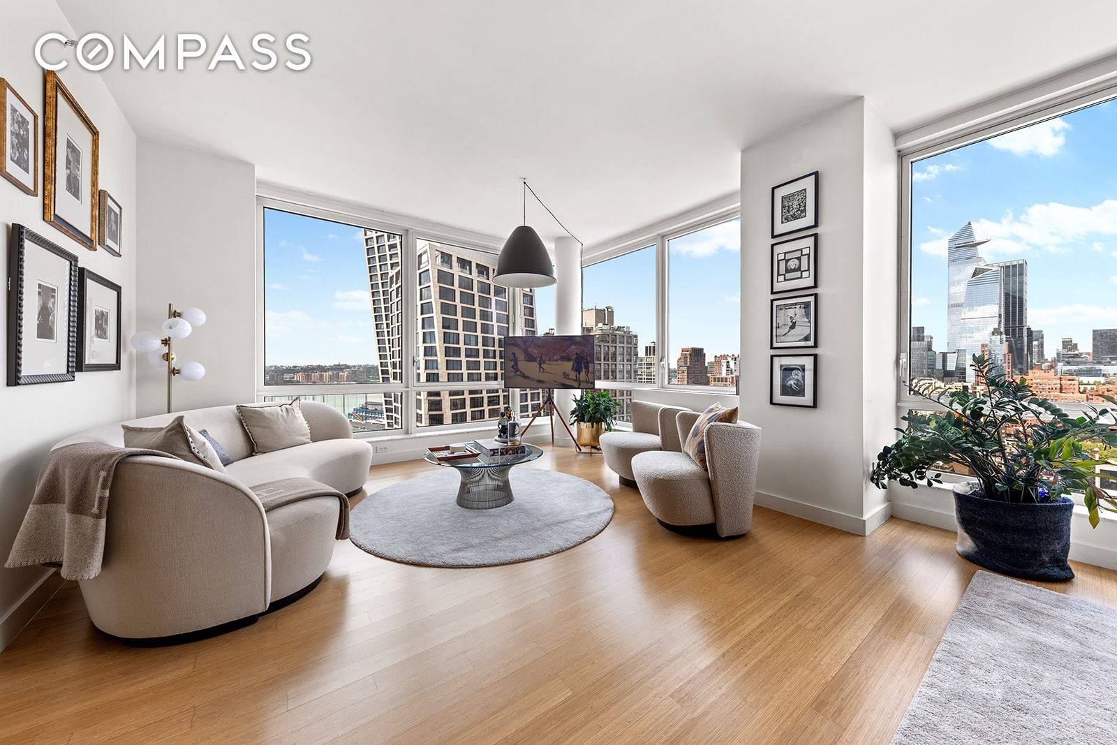 Residence 2208 A Spacious Corner Two Bedroom with Breathtaking Skyline Views Perched atop The Caledonia in prime West Chelsea, Residence 2208 is a sun drenched corner two bedroom offering a ...