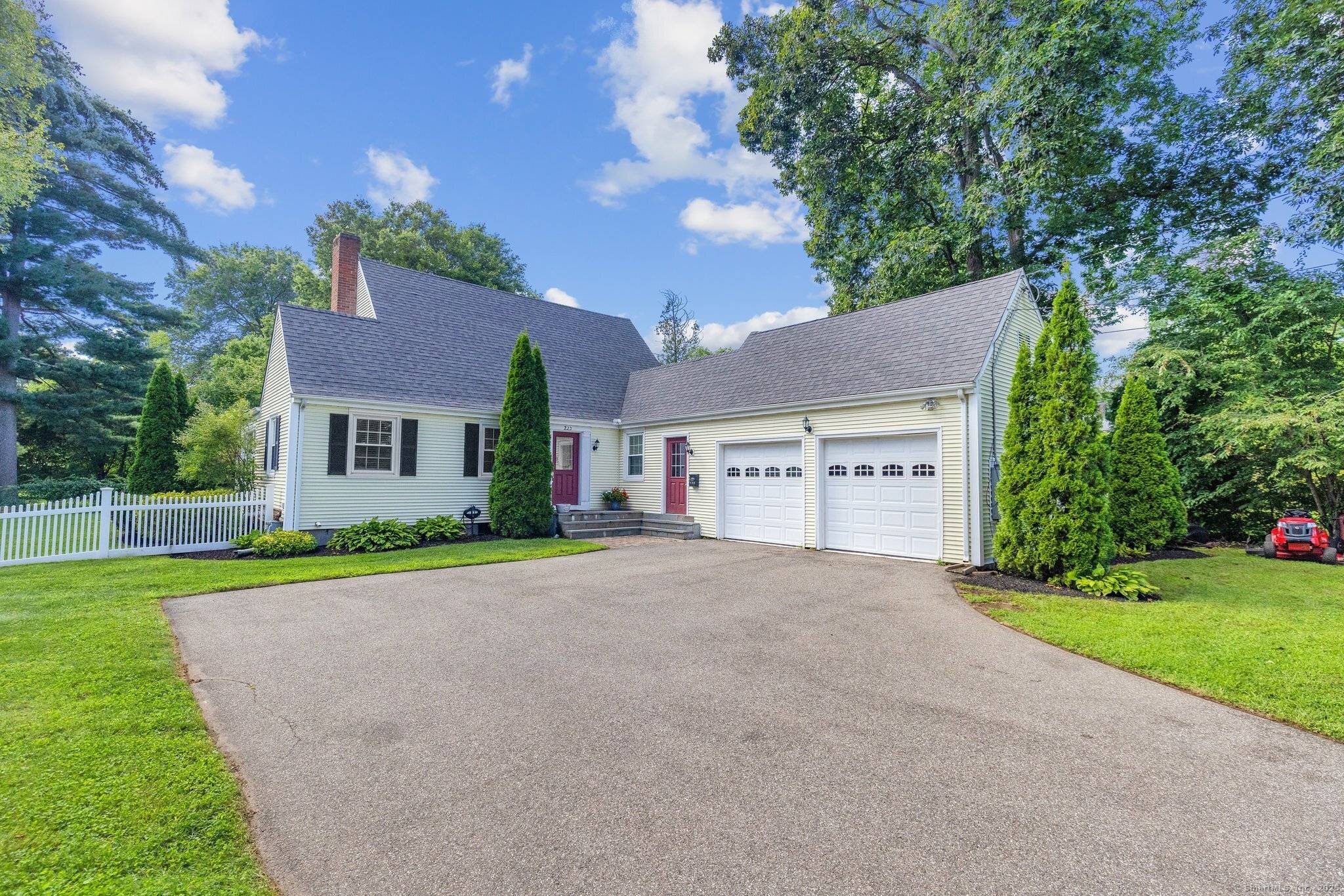 Welcome home to this beautifully maintained and tastefully updated Cape Cod style residence in the heart of West Hartford !