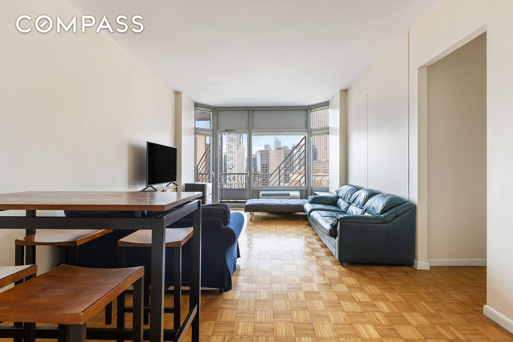 Are you looking for private outdoor space with an unobstructed view of the Empire State Building from every room ?