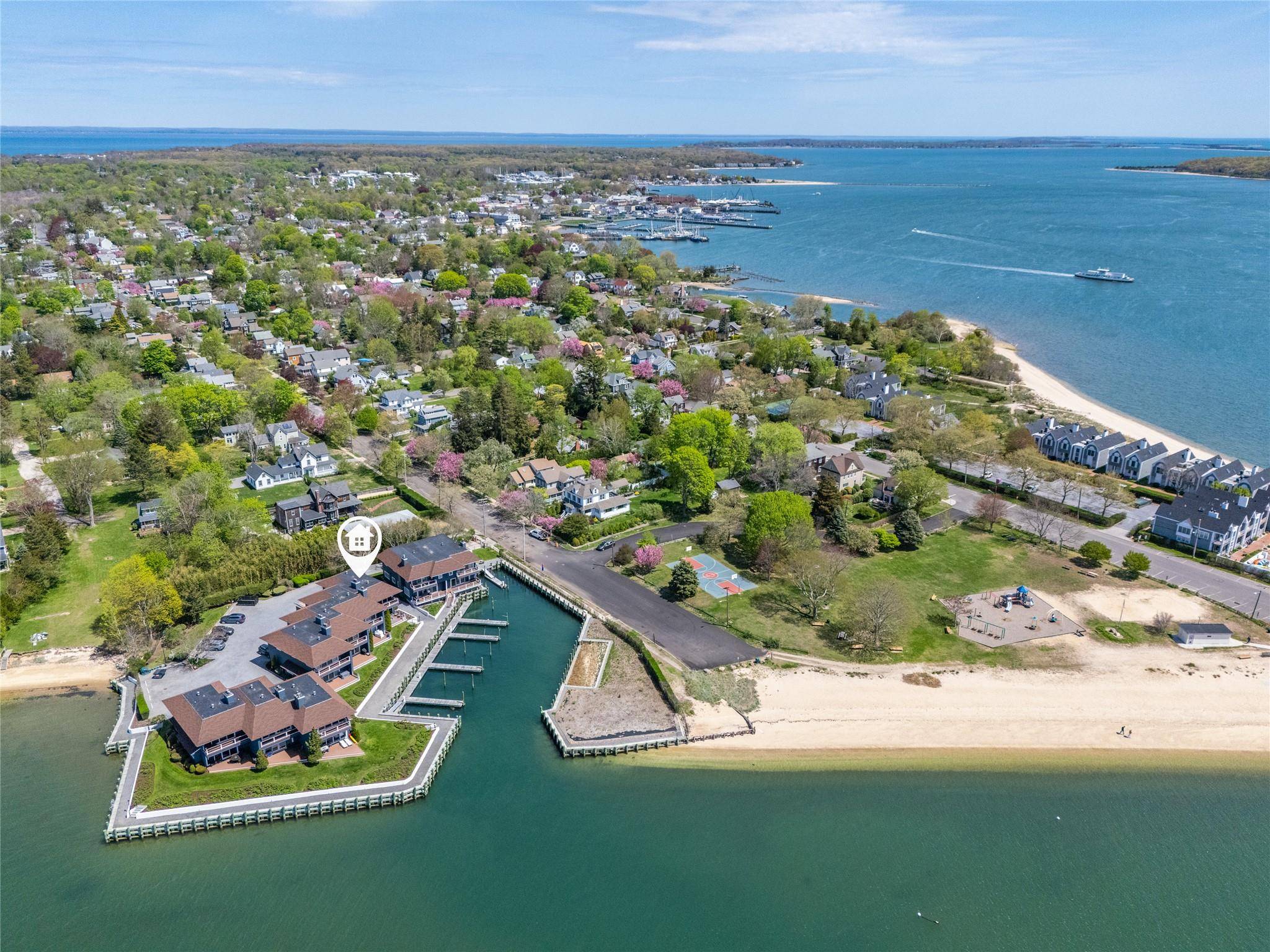 Experience the best of North Fork coastal living in this beautifully appointed 3 bedroom, 2.