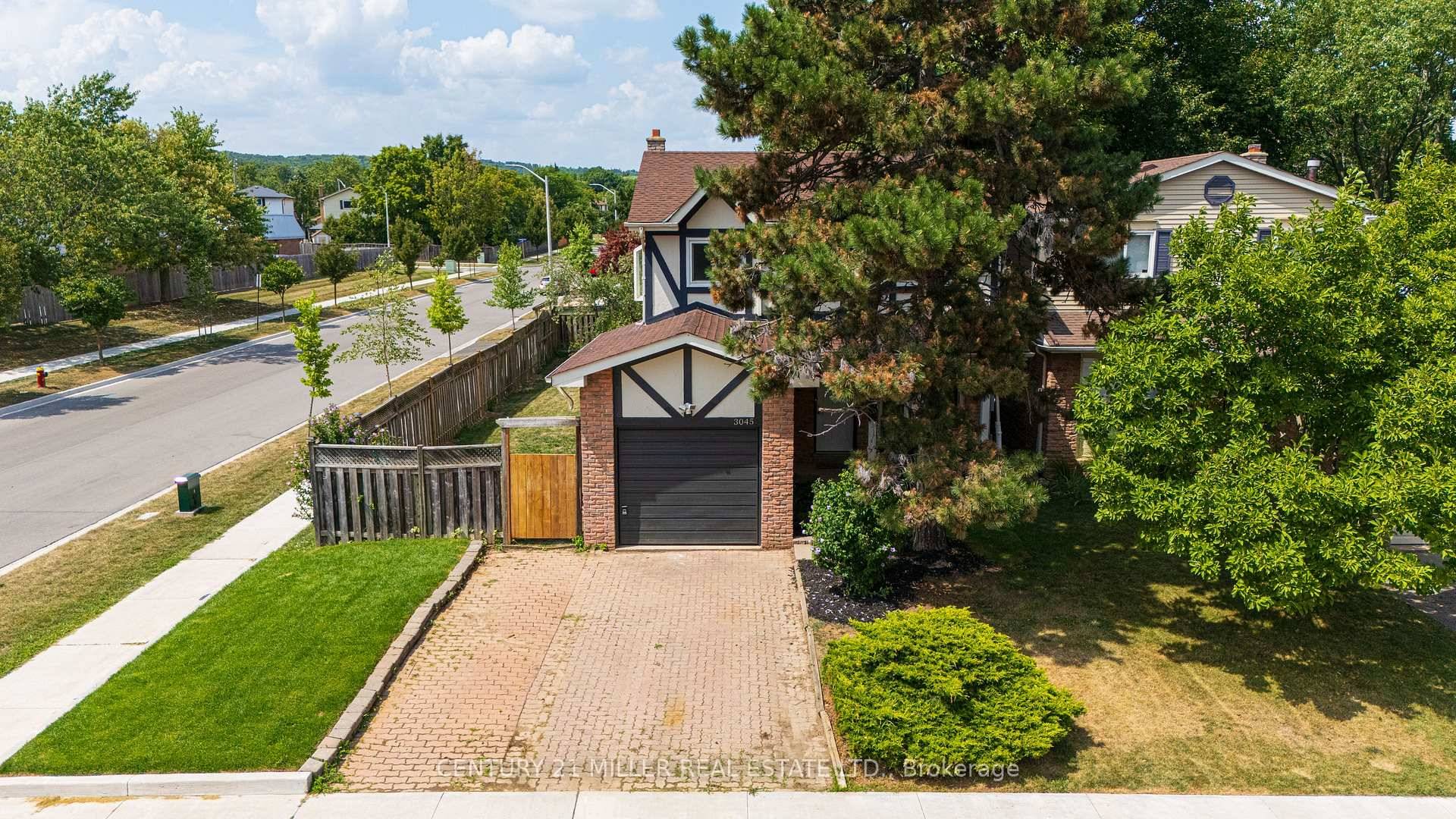 Renovated 4 bedroom freshly manicured corner lot seconds from highways, public transit and shopping.
