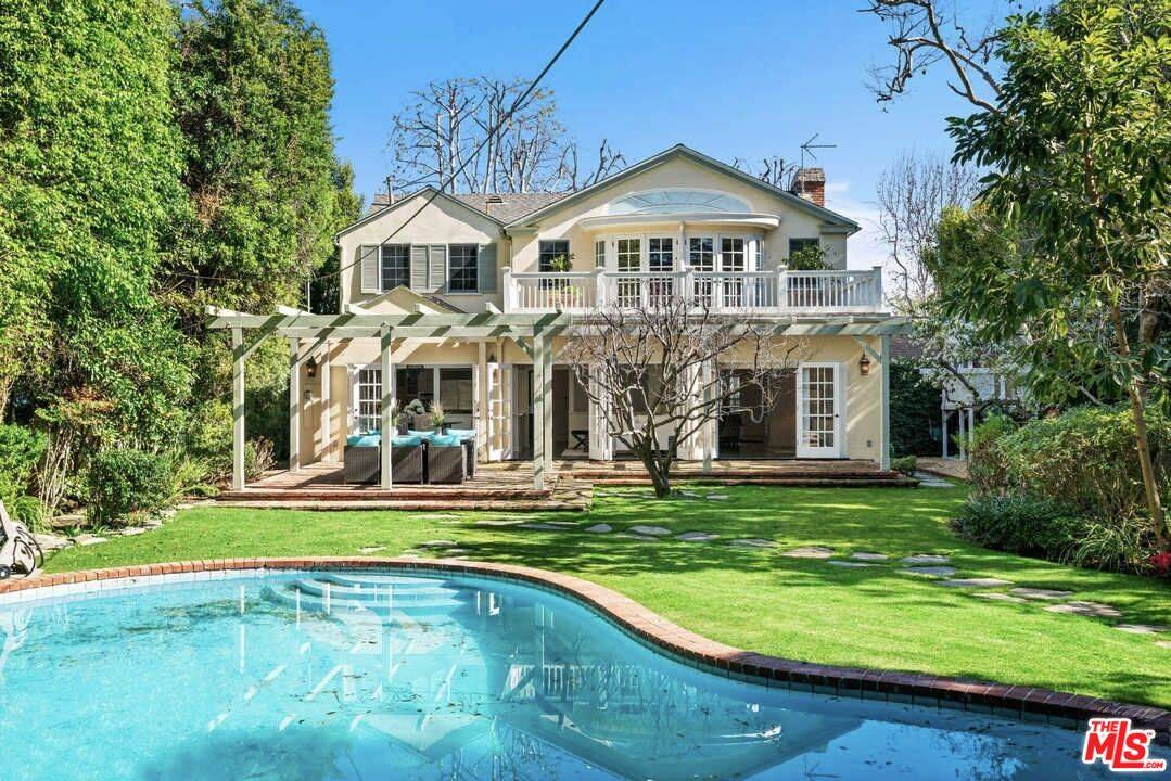 523 Avondale Ave 4.0 Brentwood LA