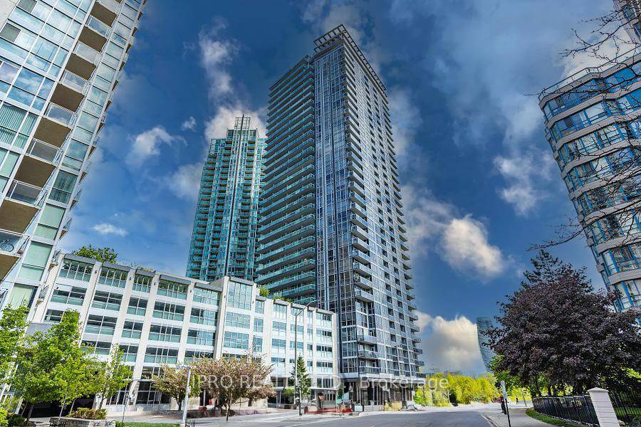 Welcome to Unit 1701 at the iconic Onyx Condos a rare and stylish 2 storey loft that blends urban sophistication with everyday comfort.