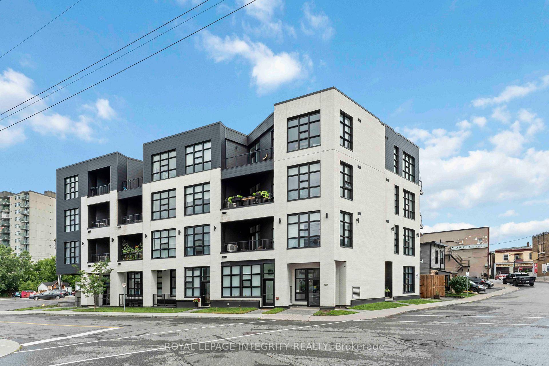 Welcome to urban living at its finest in one of Ottawas most vibrant and sought after neighbourhoods, Hintonburg.