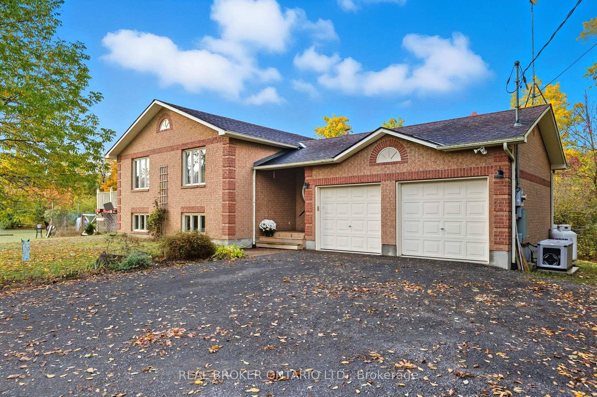 This 3 1 bedroom, 2 bath beauty comes with all the right vibes a sun soaked main living space that feels like a big warm hug, and a cozy family ...