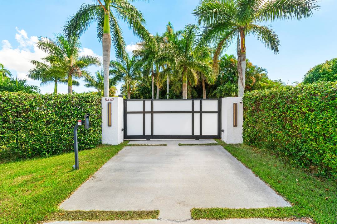 Jupiter waterfront paradise !