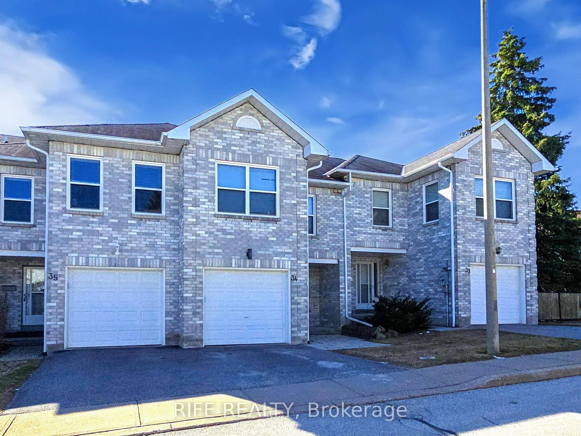 LOW MAINTENANCE amp ; IDEALLY LOCATED STACKED TOWNHOME IN SOUTH BARRIE !
