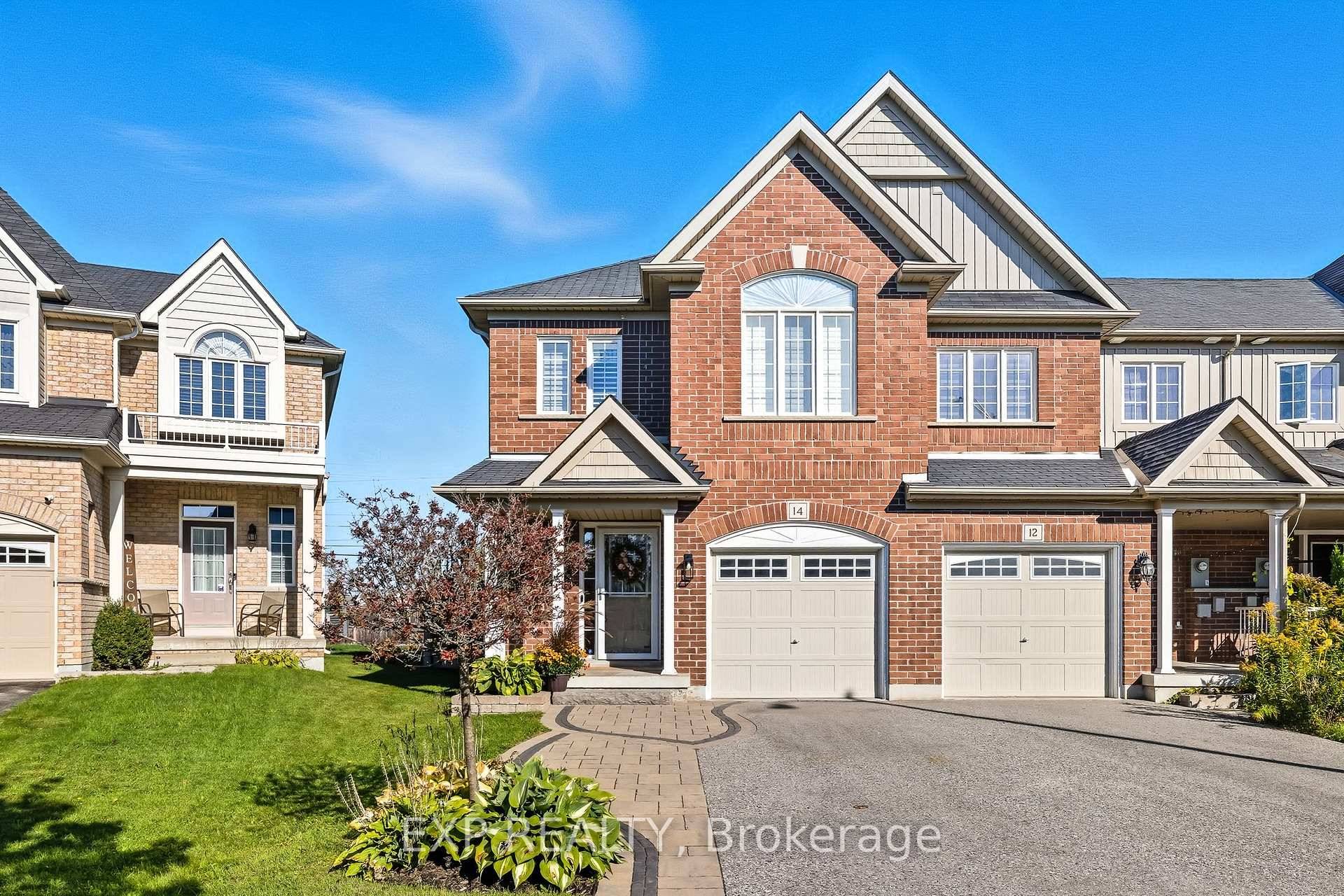 Step inside this bright end unit townhome, which has only been owned by one owner and you're greeted by a sun filled foyer leading into an open concept main floor ...