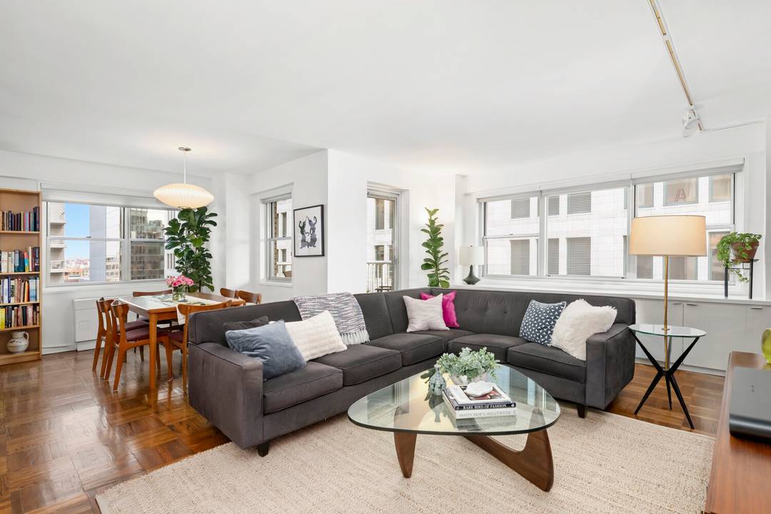 In the heart of Greenwich Village, this expansive two bedroom, two bath home welcomes you with a wide open, loft like floor plan bathed in natural light from three exposures ...