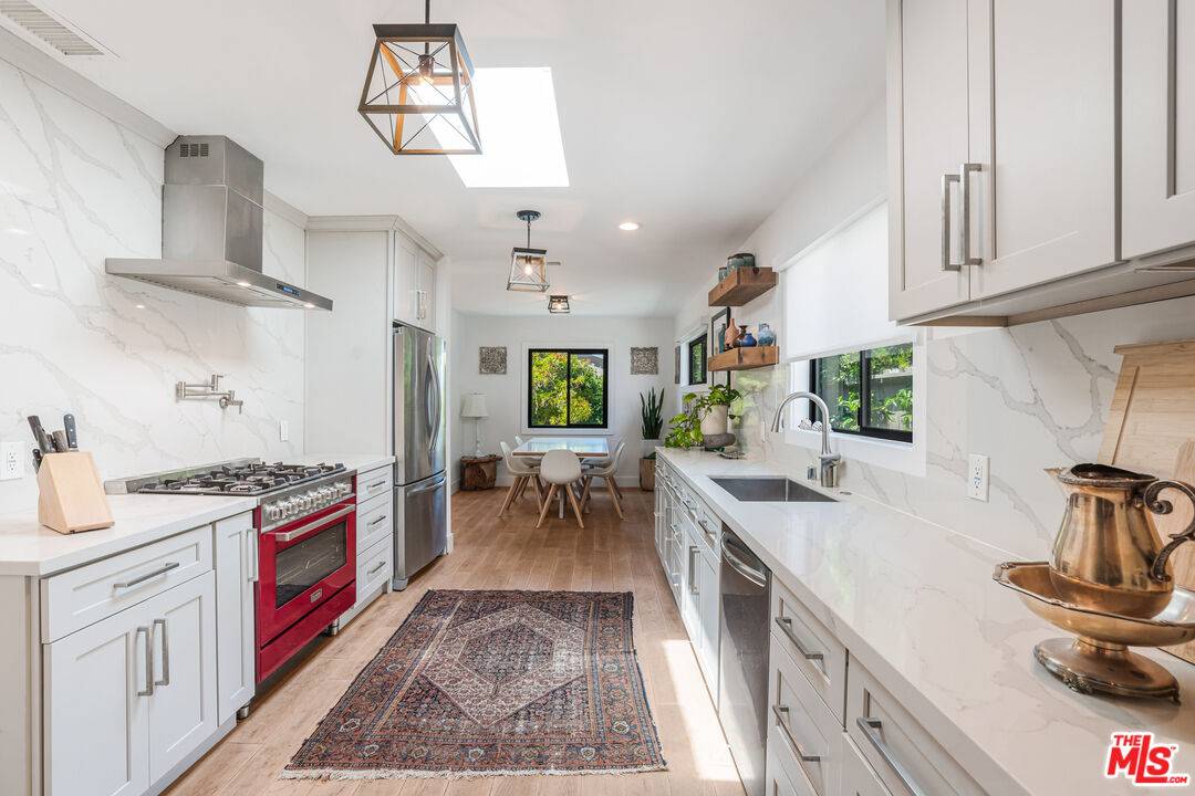 918   Indiana Ave 3BR Marina Del Rey La