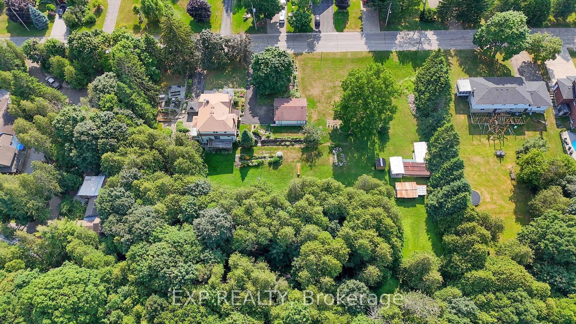 Rare Income amp ; Development Opportunity in Courtice 4.