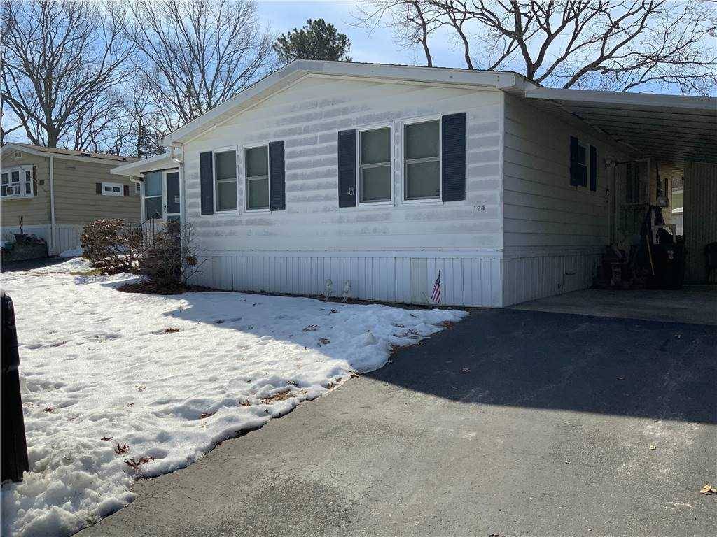 Double wide 2 bedroom 2 bath unit.