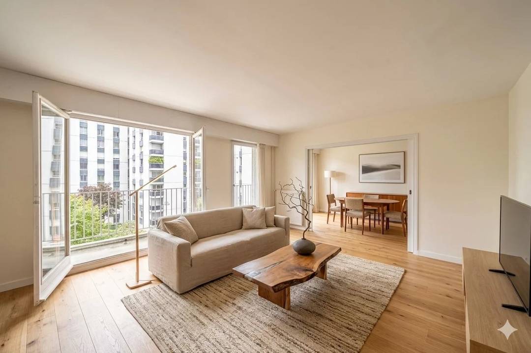 Family-friendly property with terraces - Paris 15