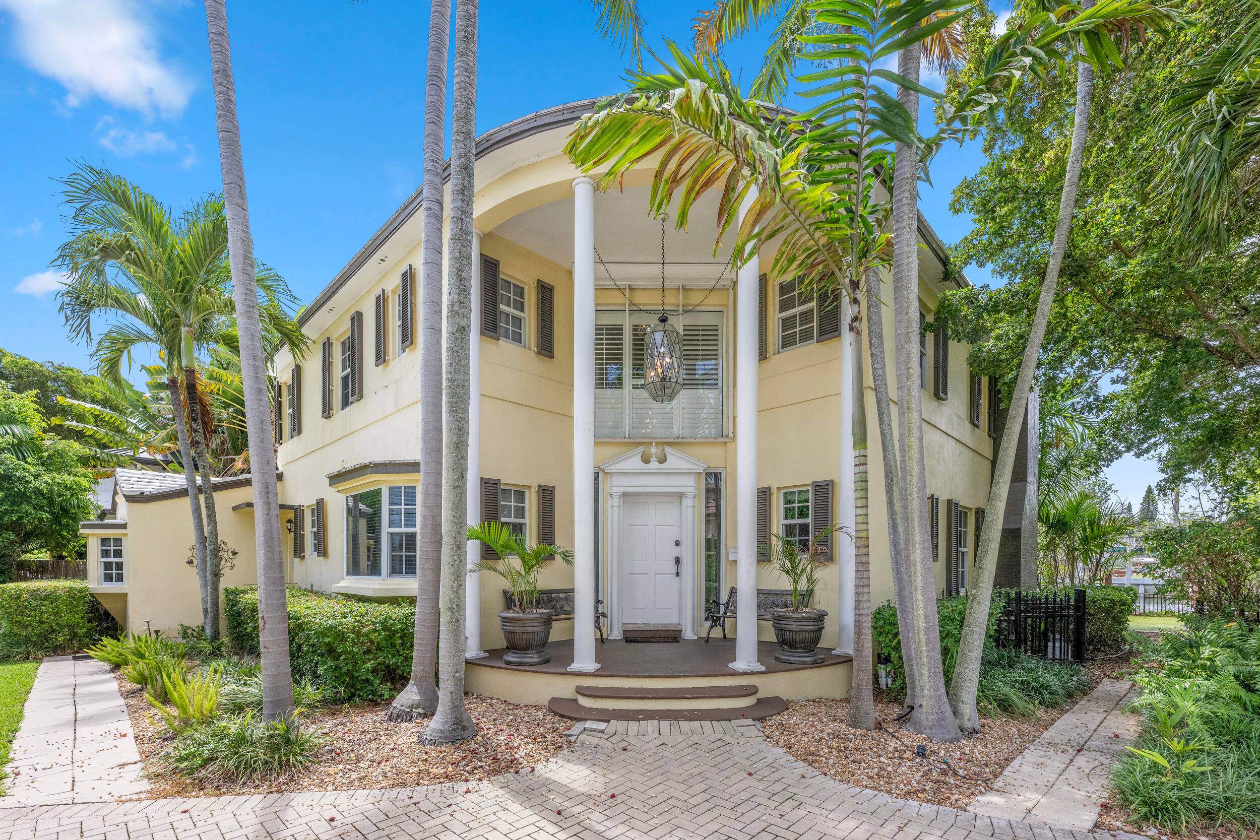 Step into a world of luxury and serenity with this stunning 6 bedroom, 5.