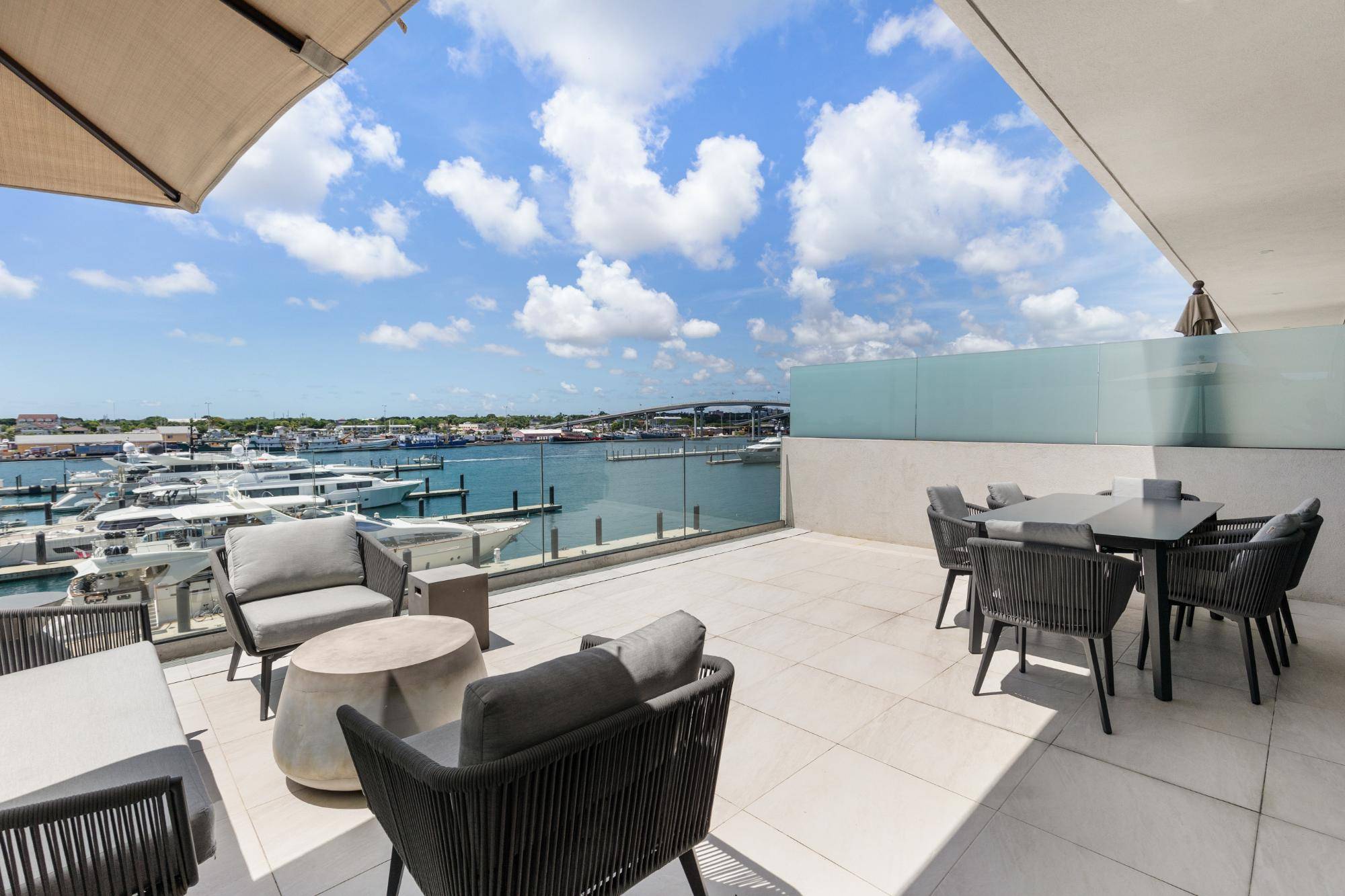 STERLING COMMONS EAST Condo New-Providence